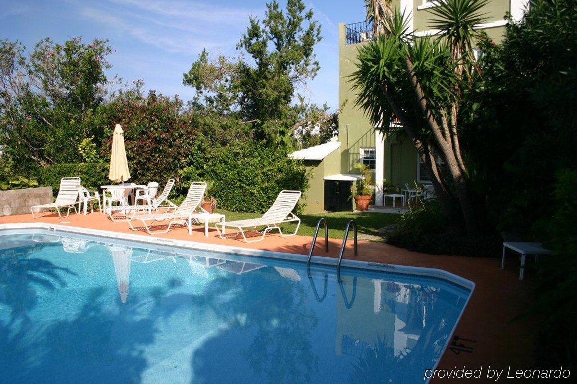 Edgehill Manor Guest House Гамильтон Экстерьер фото